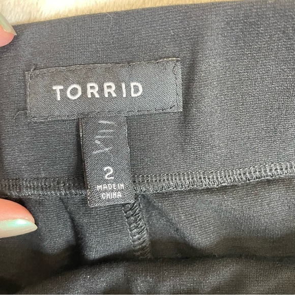 Torrid holiday sequins pencil skirt black women’s 2x stretch pull on - Picture 7 of 7